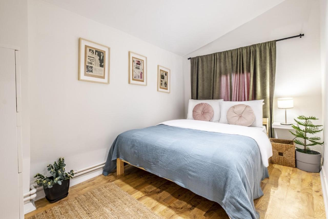 Lovely Flat With Terrace On Istiklal Street Appartamento *
